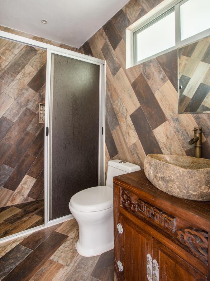 Capital O Cancun Ocean View, Cancún Zewnętrze zdjęcie Bathroom