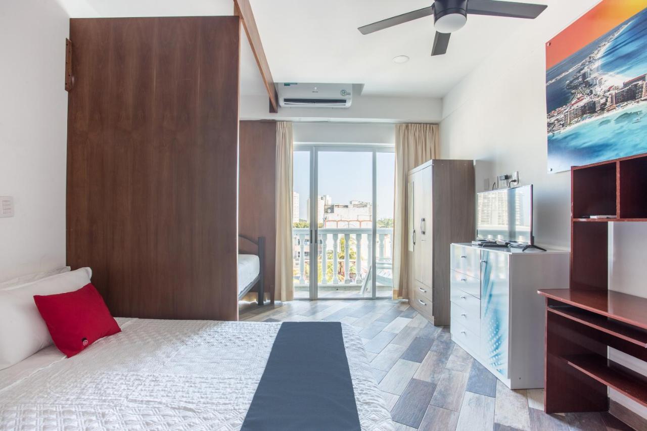 Capital O Cancun Ocean View, Cancún Zewnętrze zdjęcie A typical student room at the University of Split